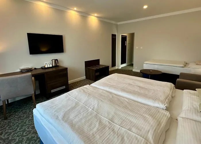Village Pensjonat 3*