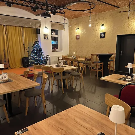Village Pensionat 3*