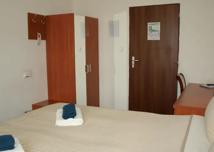 בית הארחה Village 3*