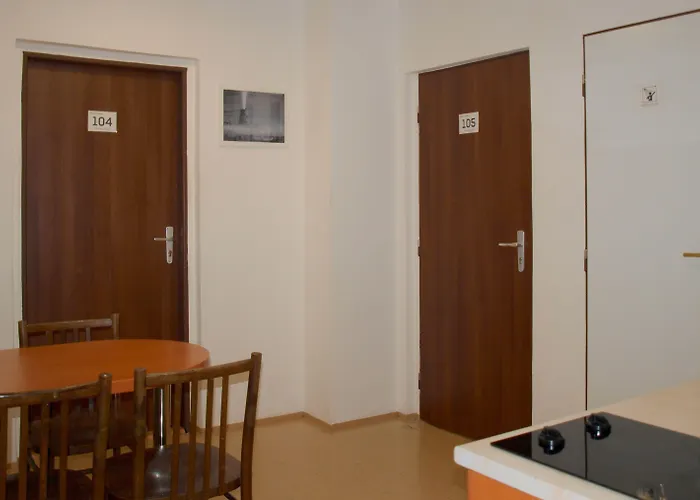 בית הארחה Village 3*
